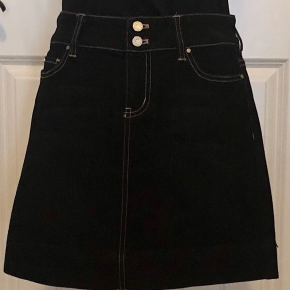 00 denim skirt
